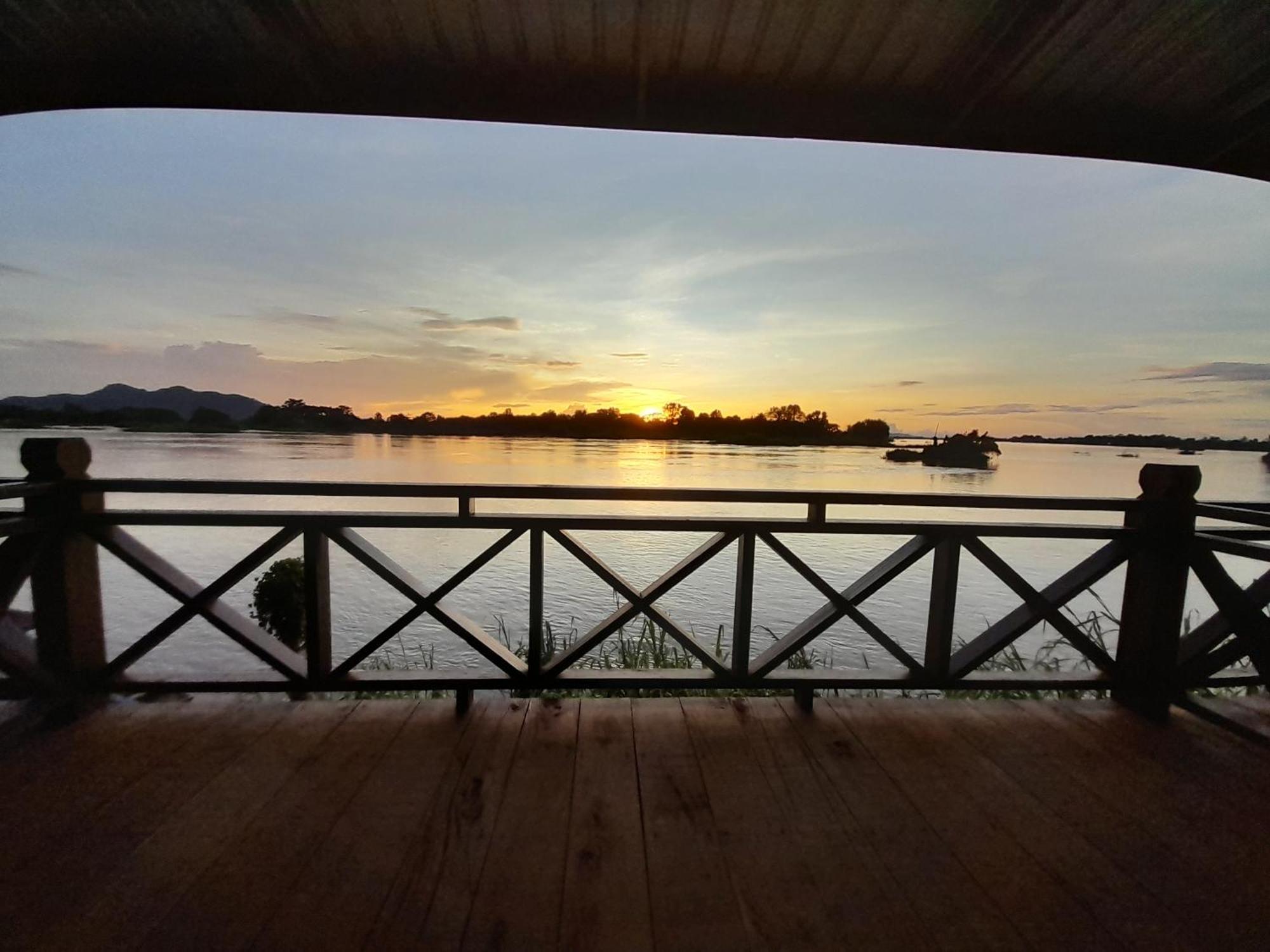 Dondet Vixay Sunset And River View Дон-Дет Екстер'єр фото